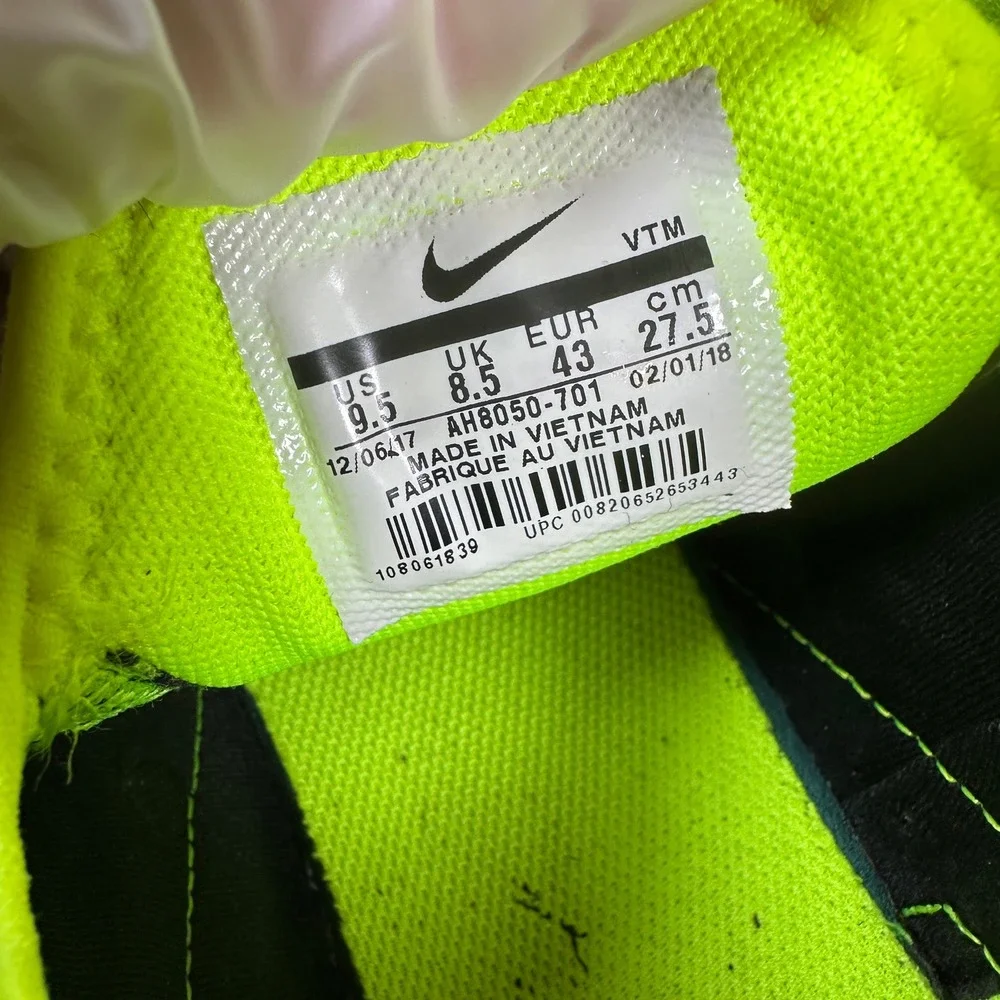 Nike Air Max 270 Volt Neon Yellow Black Running Shoes AH8050-701 Mens 9.5